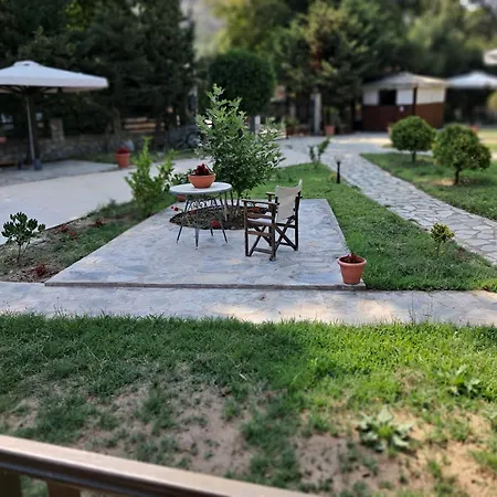 Dodis Village Lantställe *