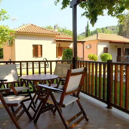 Dodis Village * بلاتانياس