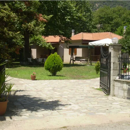 Dodis Village منزل ريفي