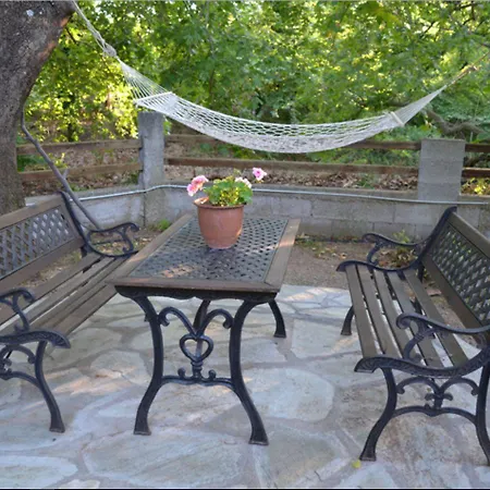 Dodis Village منزل ريفي *