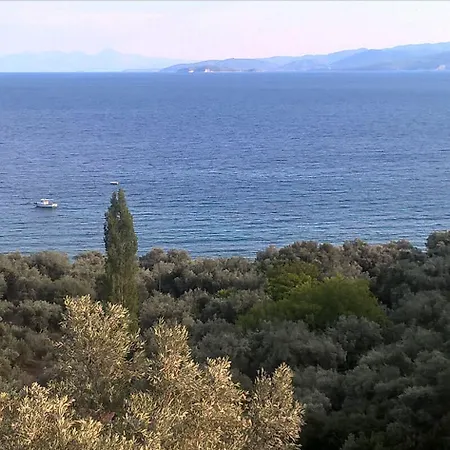 Dodis Village منزل ريفي