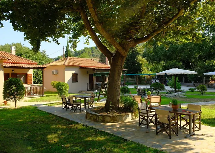 Dodis Village منزل ريفي بلاتانياس